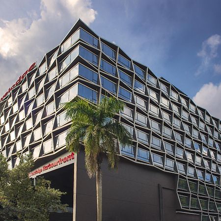 Travelodge Harbourfront Сингапур Екстериор снимка